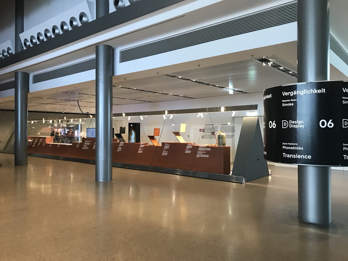 Design Display, sechste Ausstellung Vergänglichkeit 
